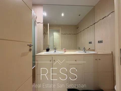 Piso de 59 m² en San Sebastián