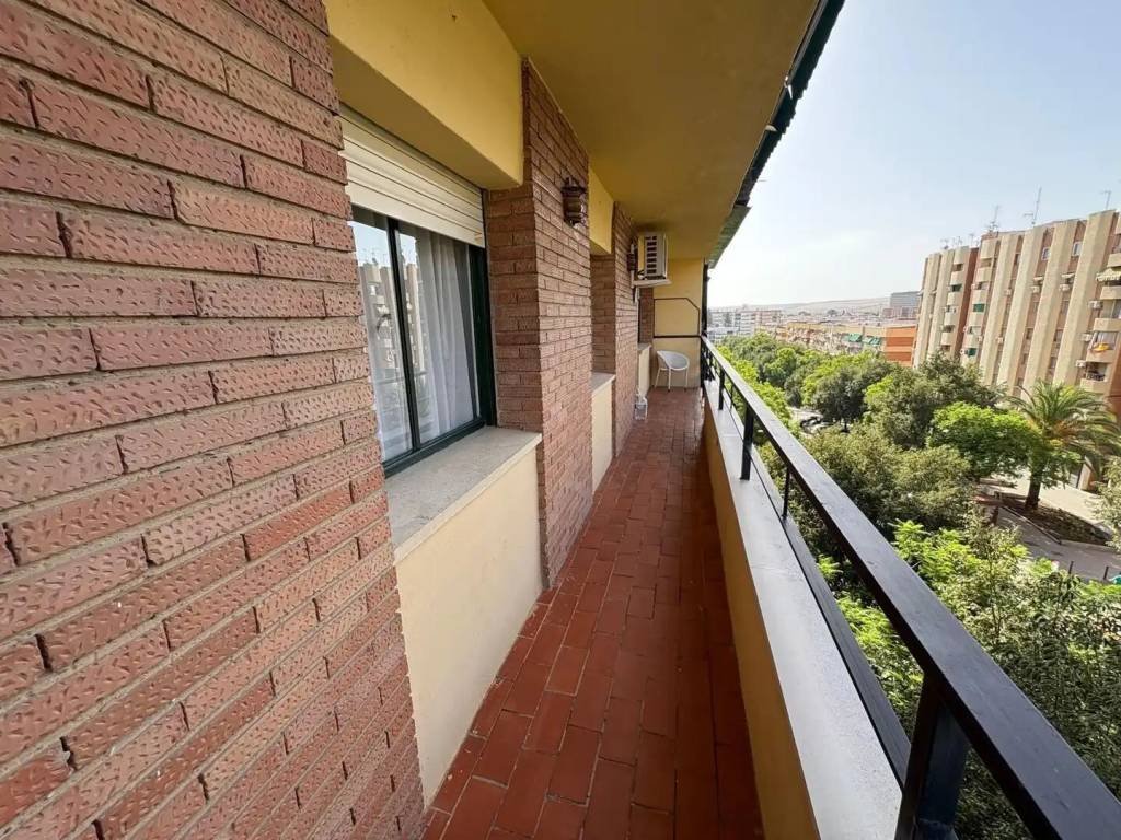 Pis de 111 m² a Còrdova
