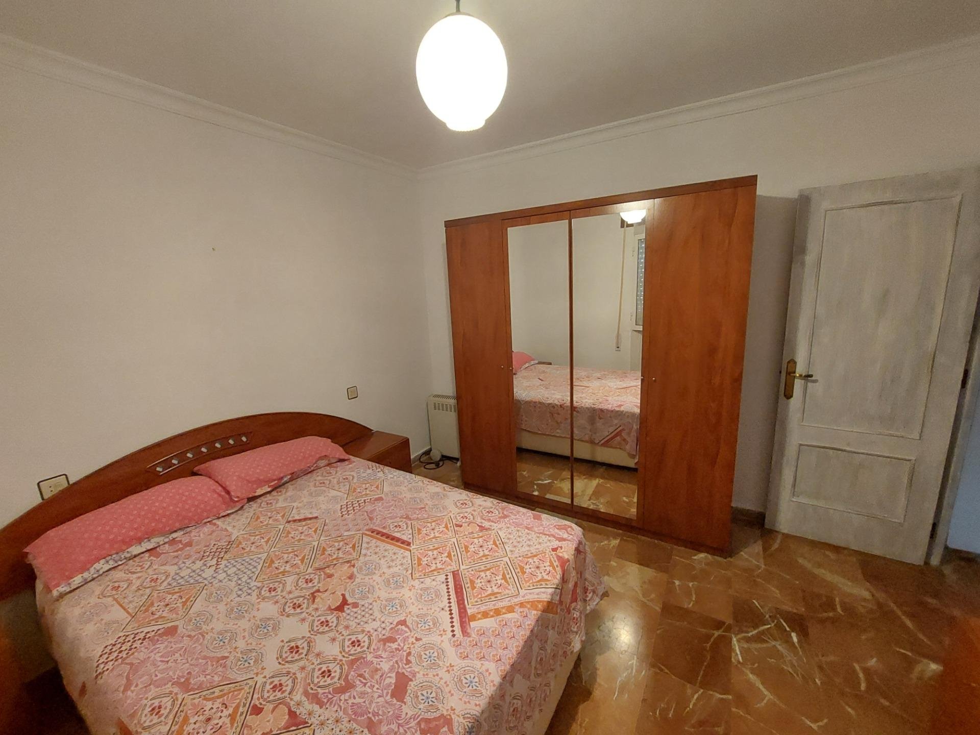 Piso de 130 m² en Algeciras