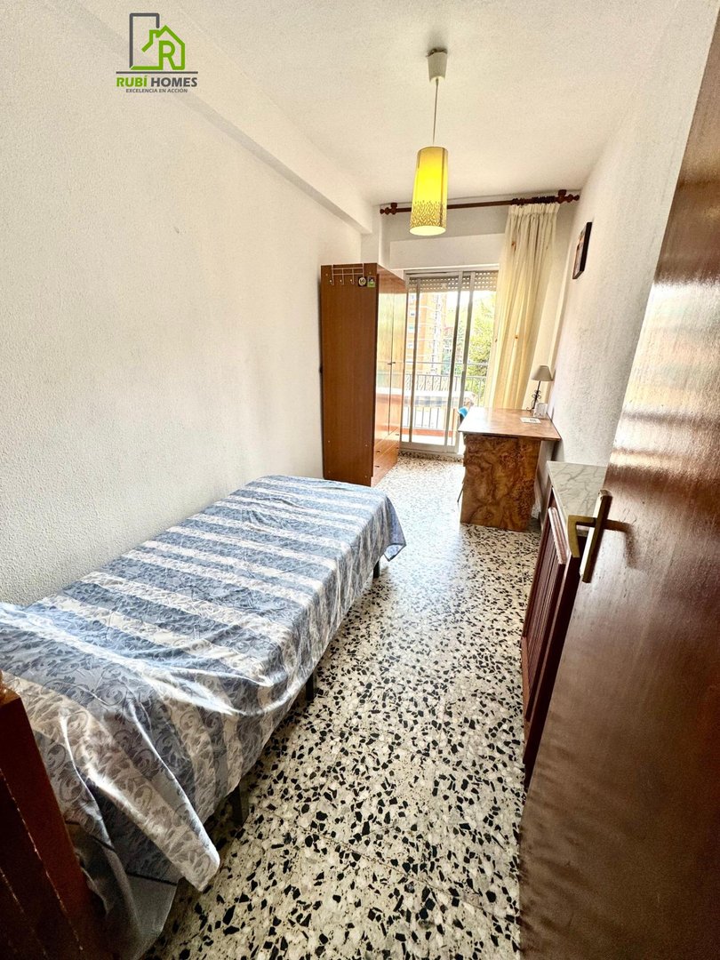 Piso de 115 m² en Granada