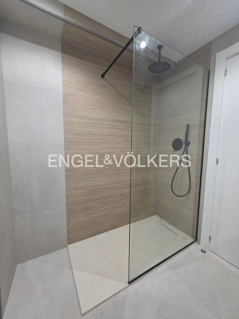Wohnung 110 m² in Valencia