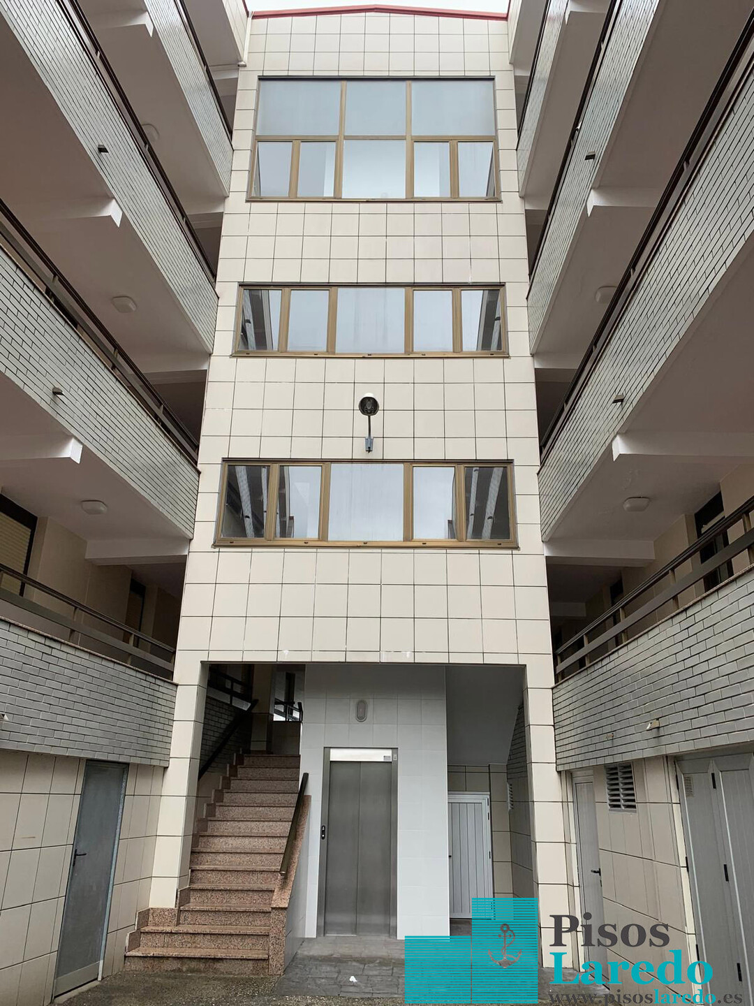 Piso de 65 m² en Laredo