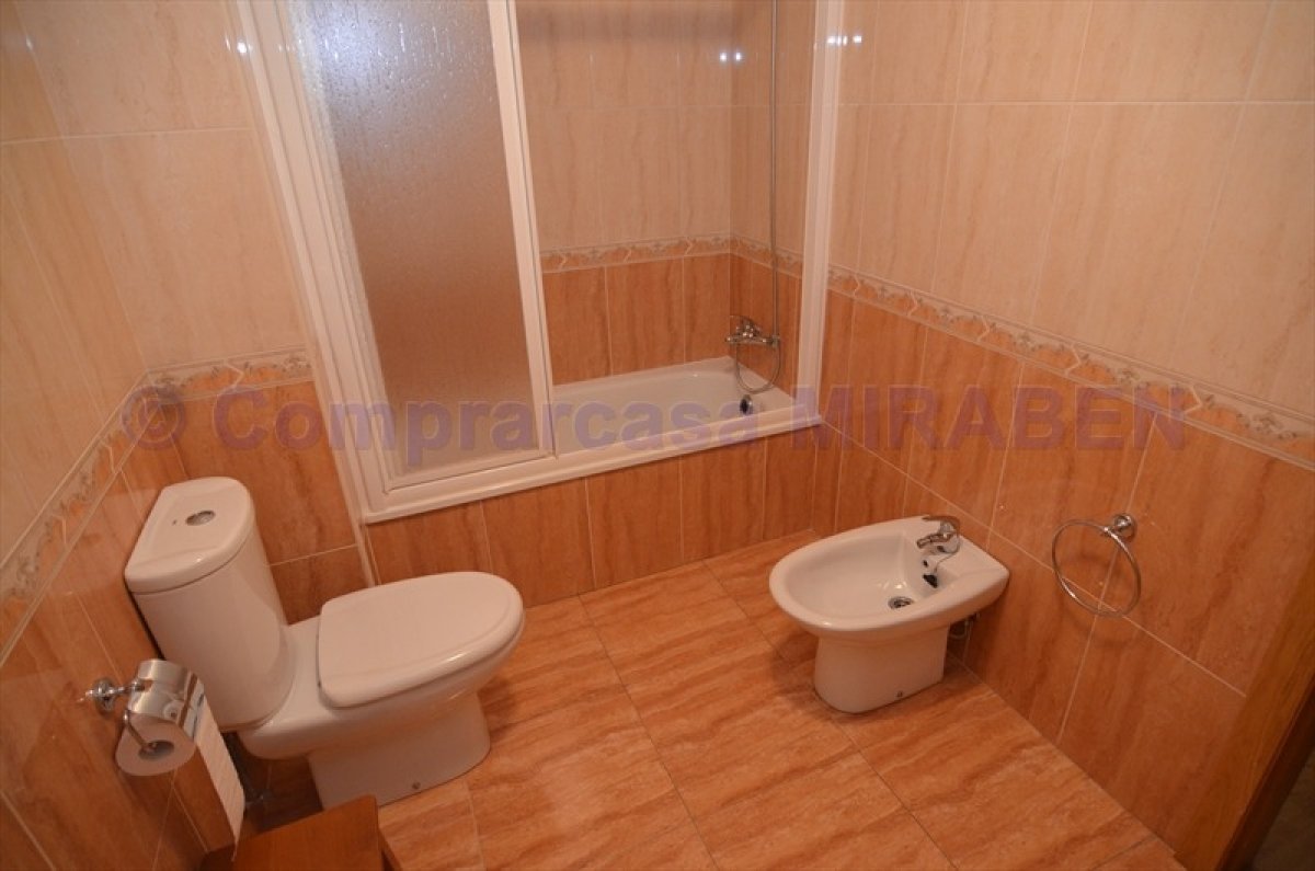 Piso de 90 m² en Boiro
