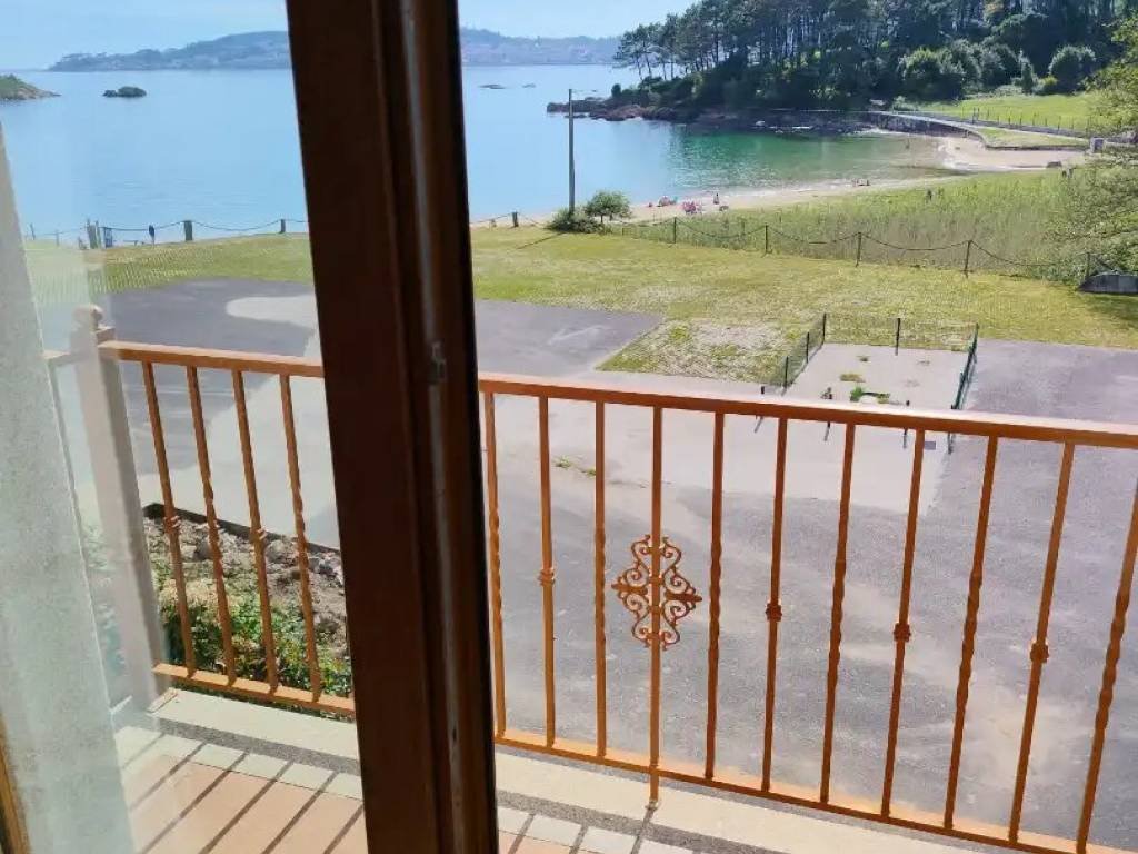 Piso de 70 m² en Ribeira