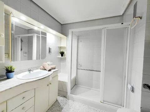 Chambre à louer, Molina de Segura