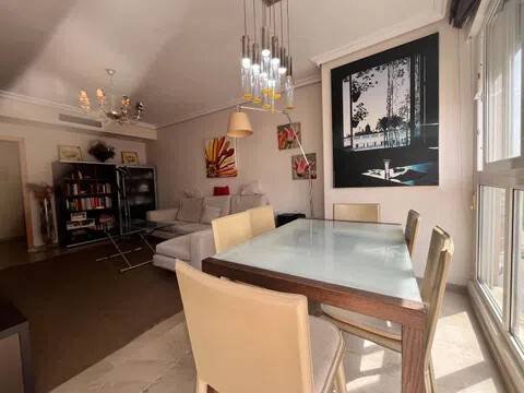 Apartamento 95 m² em Sevilla