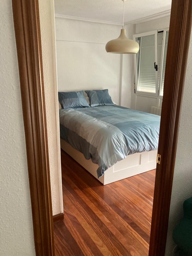Piso de 80 m² en Laredo
