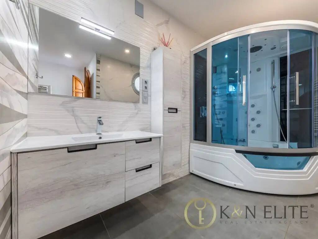 Casa de 631 m² en Elche