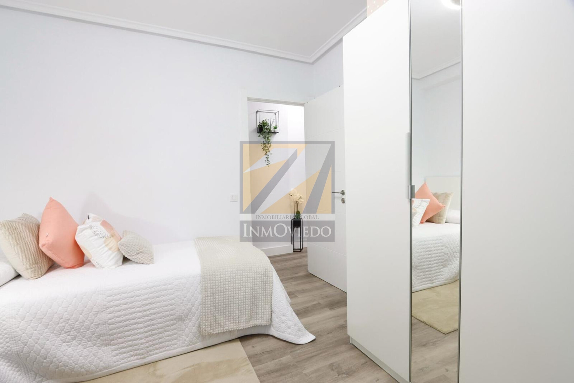 Piso de 95 m² en Oviedo