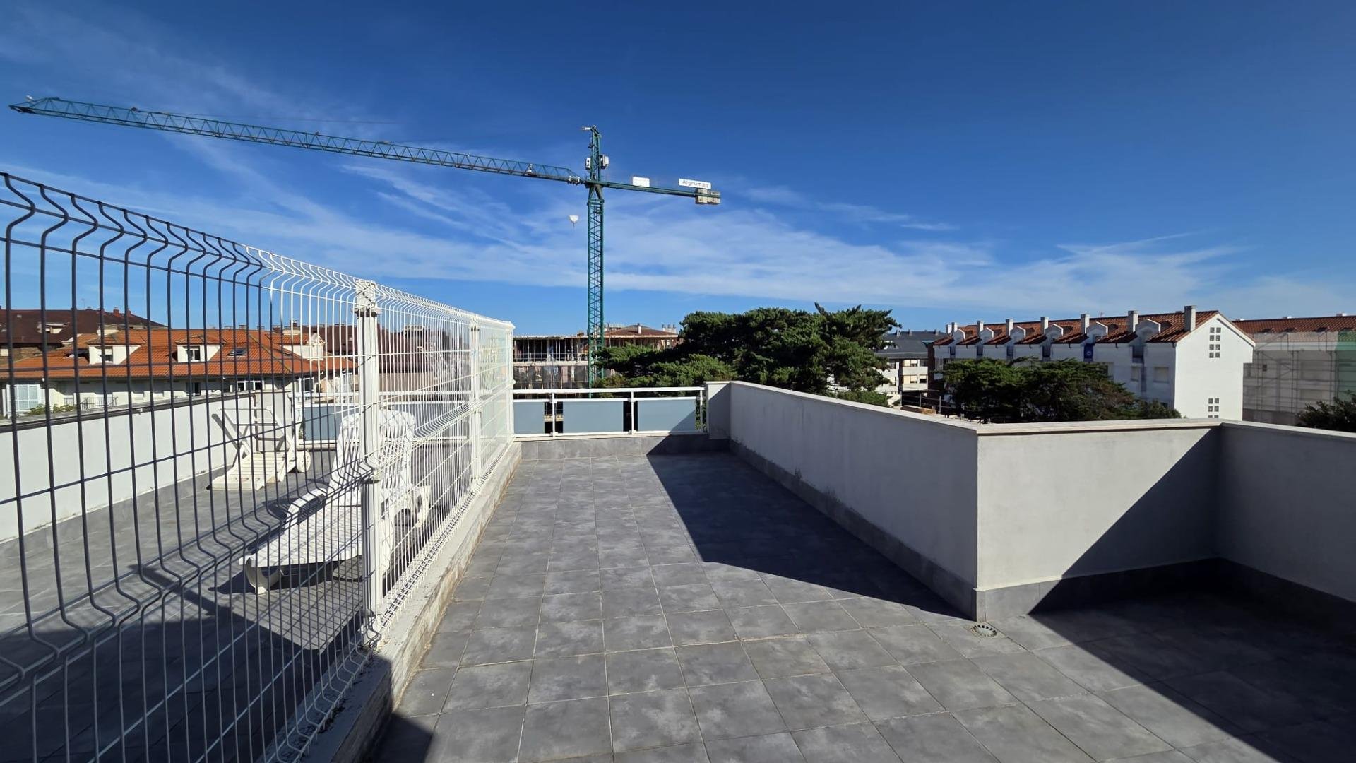 Pis de 100 m² a Ribamontán al Mar