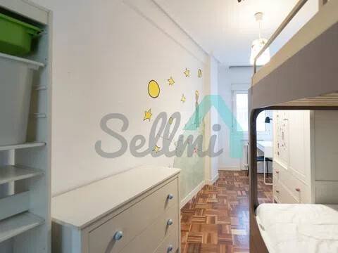 Piso de 110 m² en Oviedo