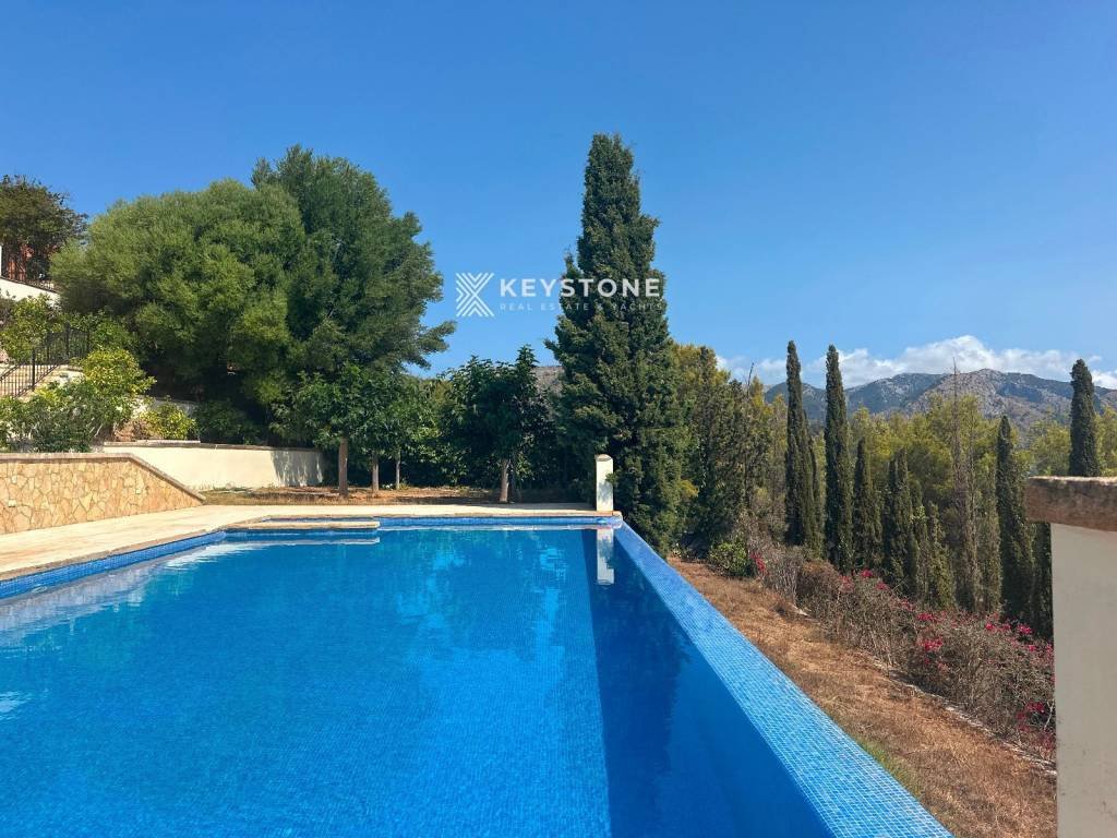 Casa de 500 m² en Esporles