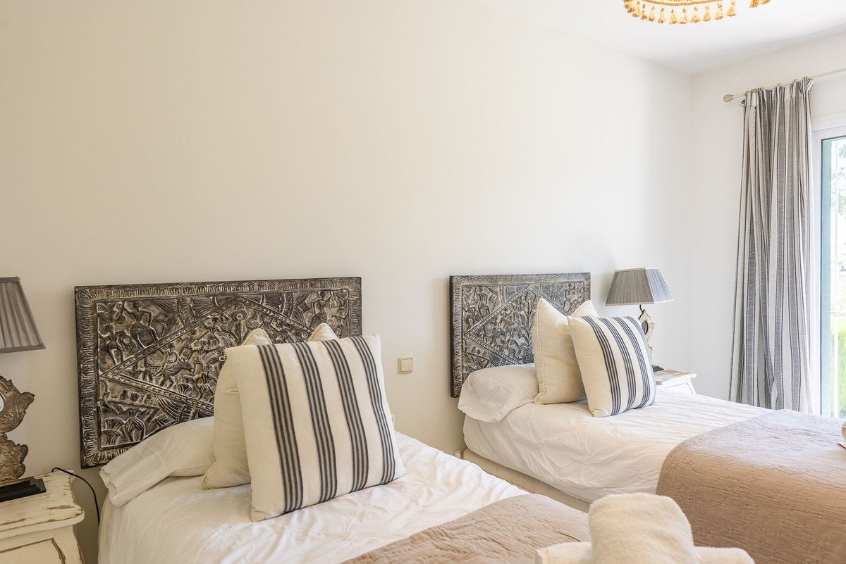 Casa de 319 m² en Estepona