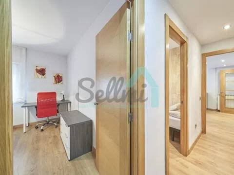 Piso de 80 m² en Oviedo
