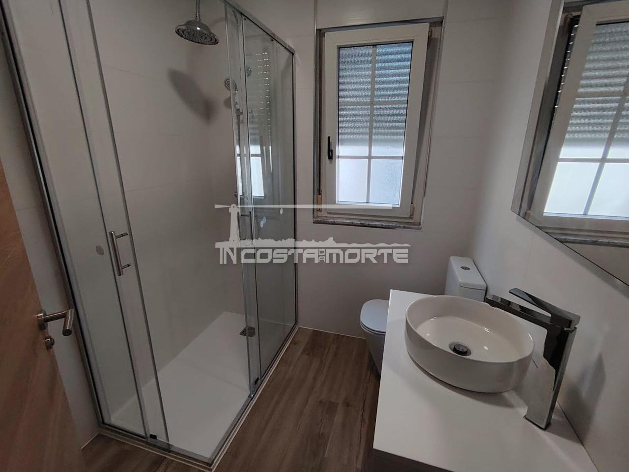 Piso de 75 m² en Cee