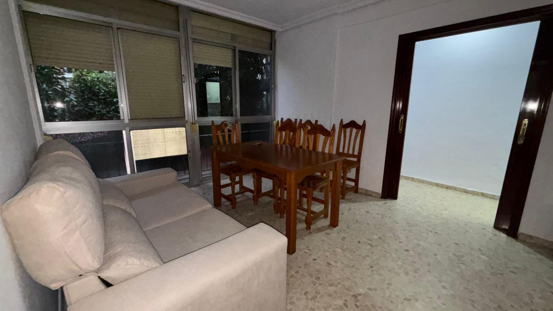 Habitación 68 m², Sevilla