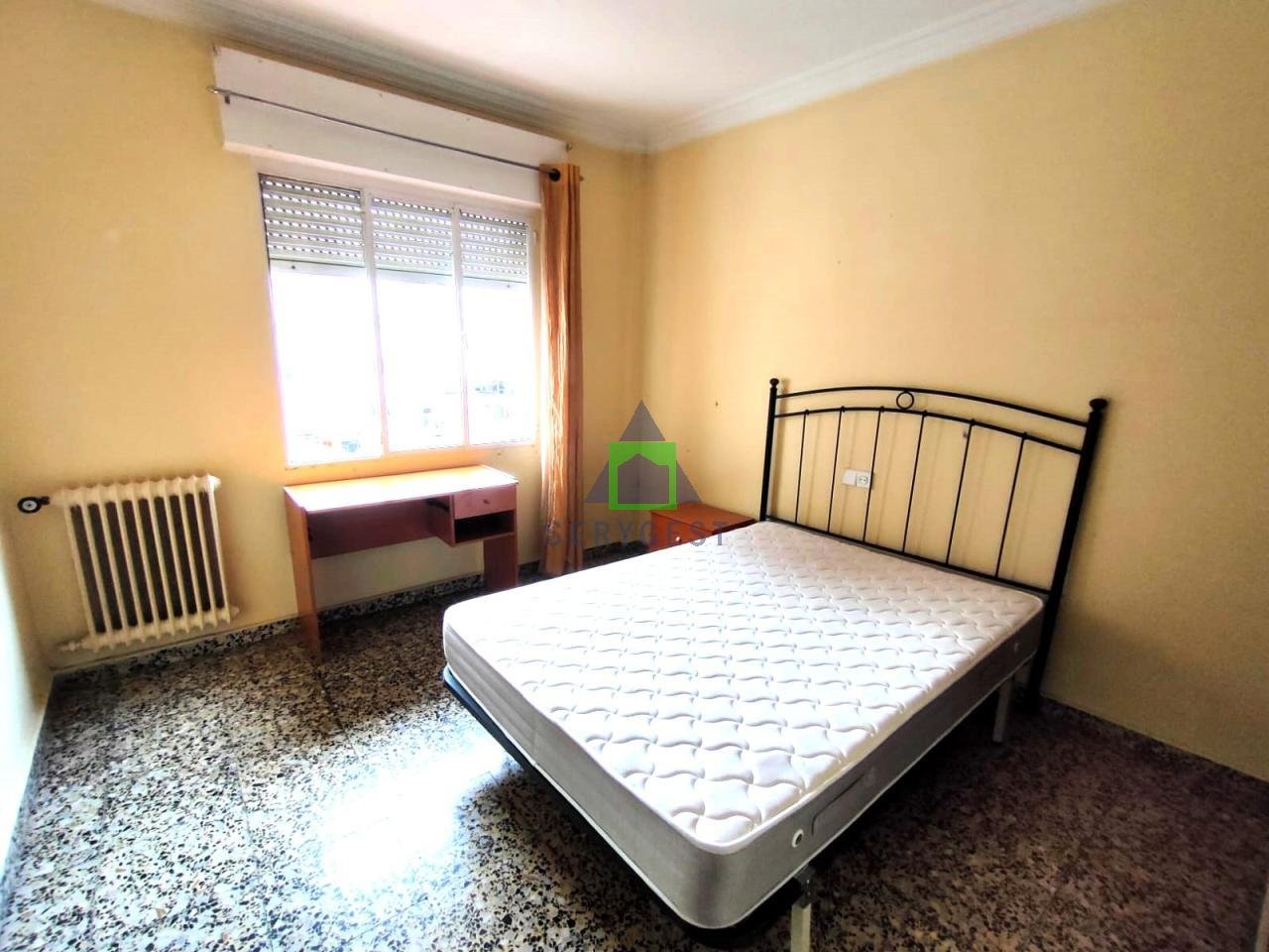 Piso de 85 m² en Ourense