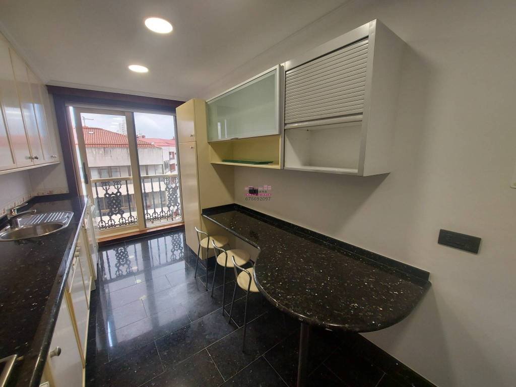 Piso de 86 m² en Vigo