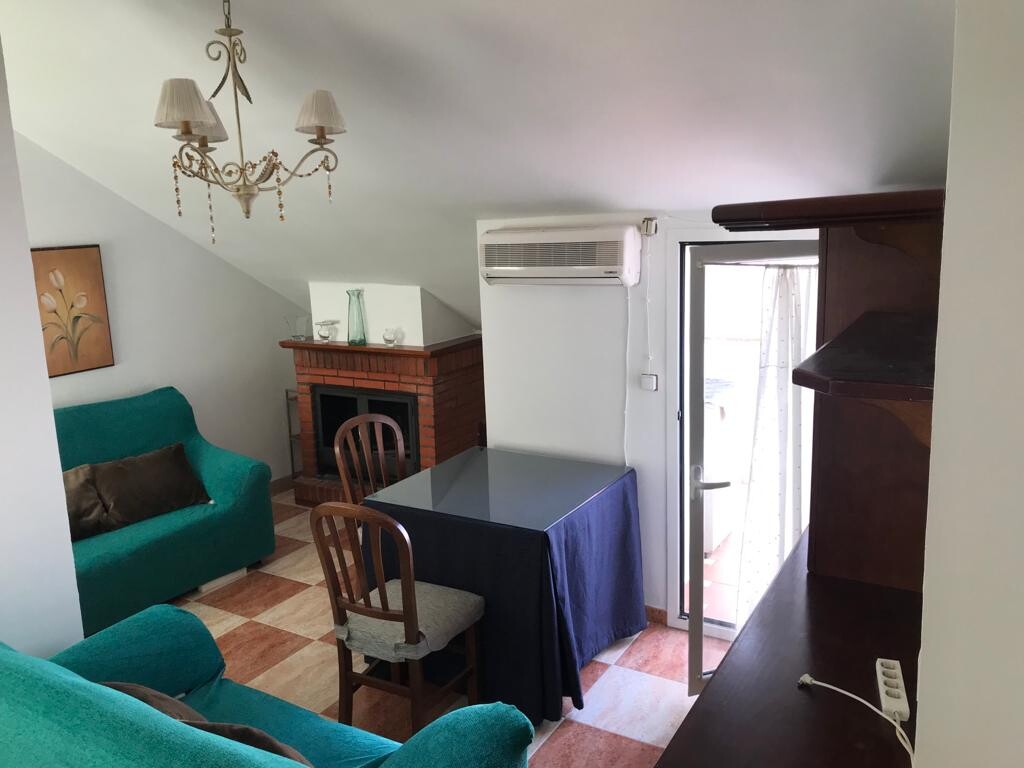 Flat 90 m² in Baza