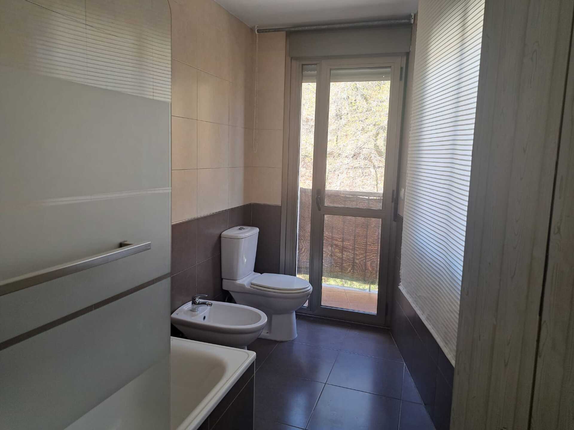 Piso de 80 m² en Boiro