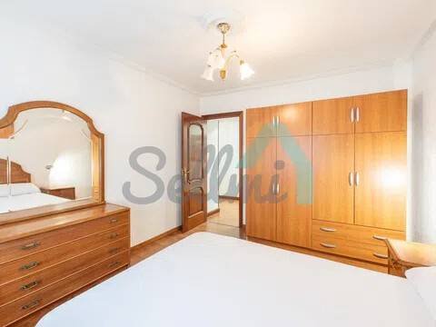 Pis de 127 m² a Oviedo