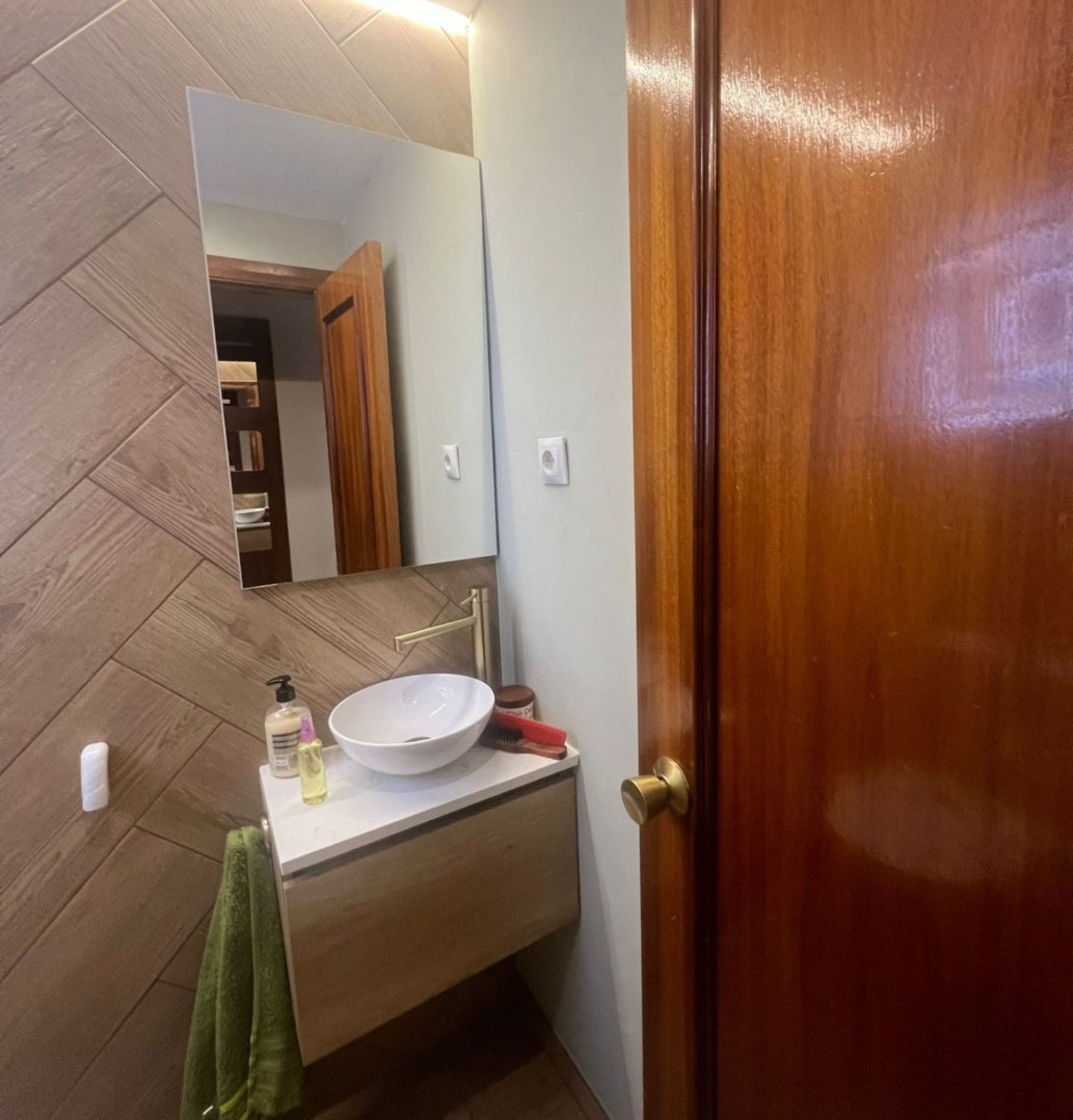 Piso de 93 m² en Oviedo