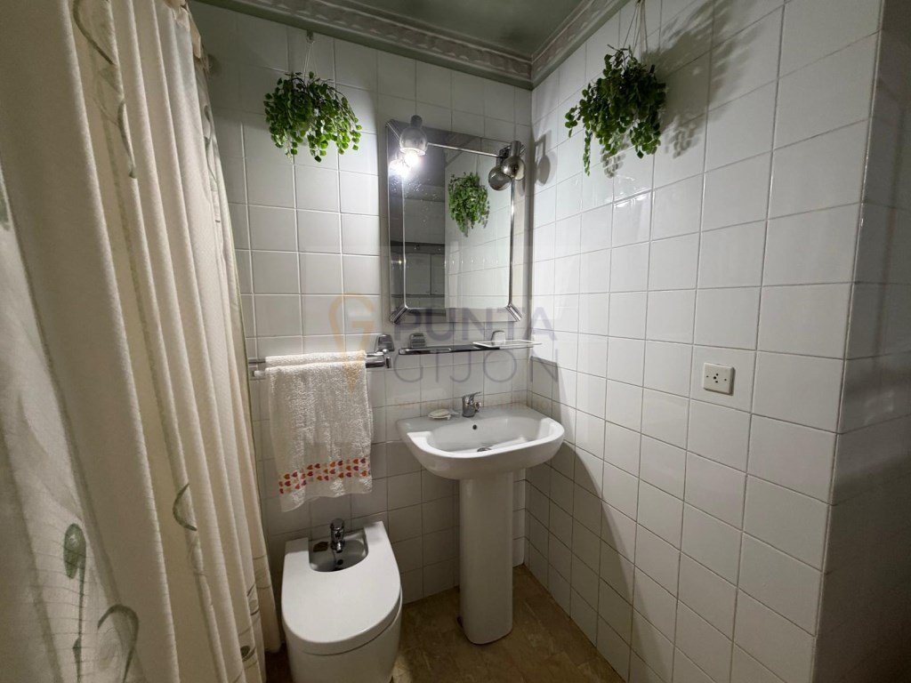 Piso de 120 m² en Gijón