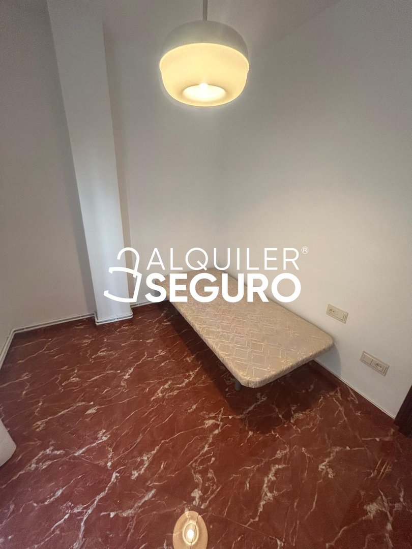 Piso de 101 m² en Granada