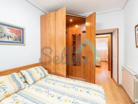 Habitación 87 m², Oviedo