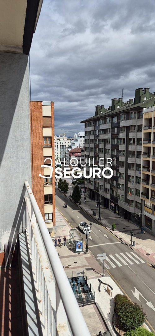 Piso de 160 m² en Oviedo