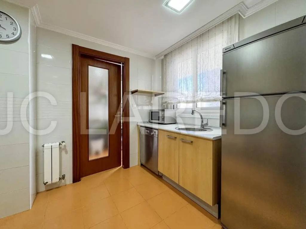 Piso de 75 m² en Laredo