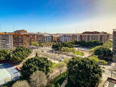 Pis de 99 m² a València