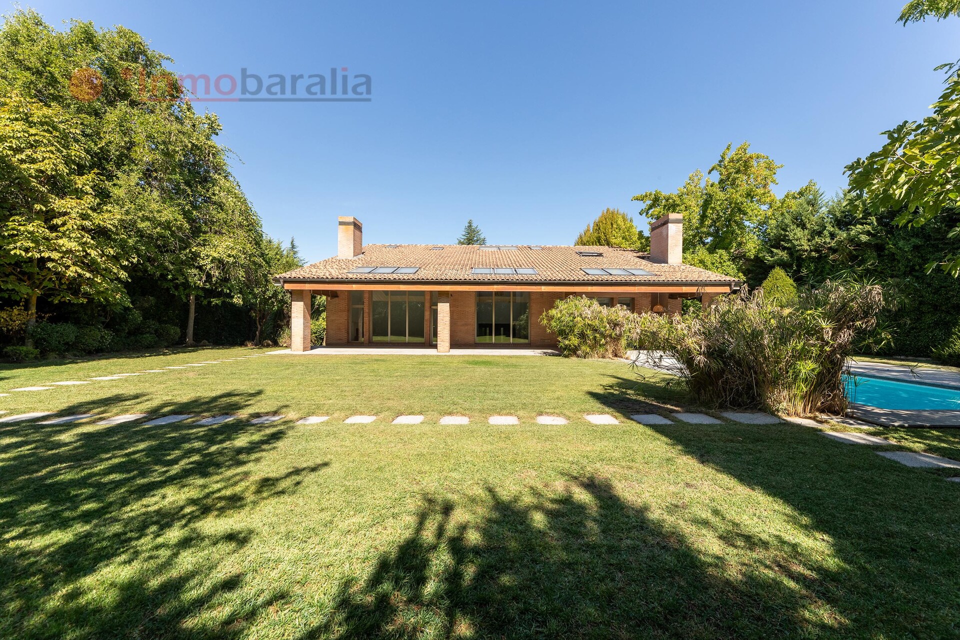 Pis de 800 m² a Pozuelo de Alarcón