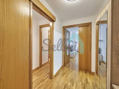 Piso de 83 m² en Oviedo