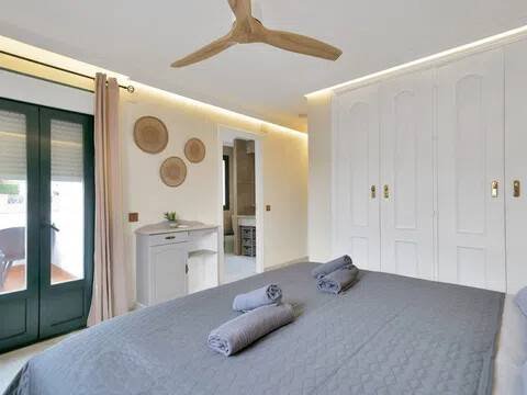 House 230 m² in Casares