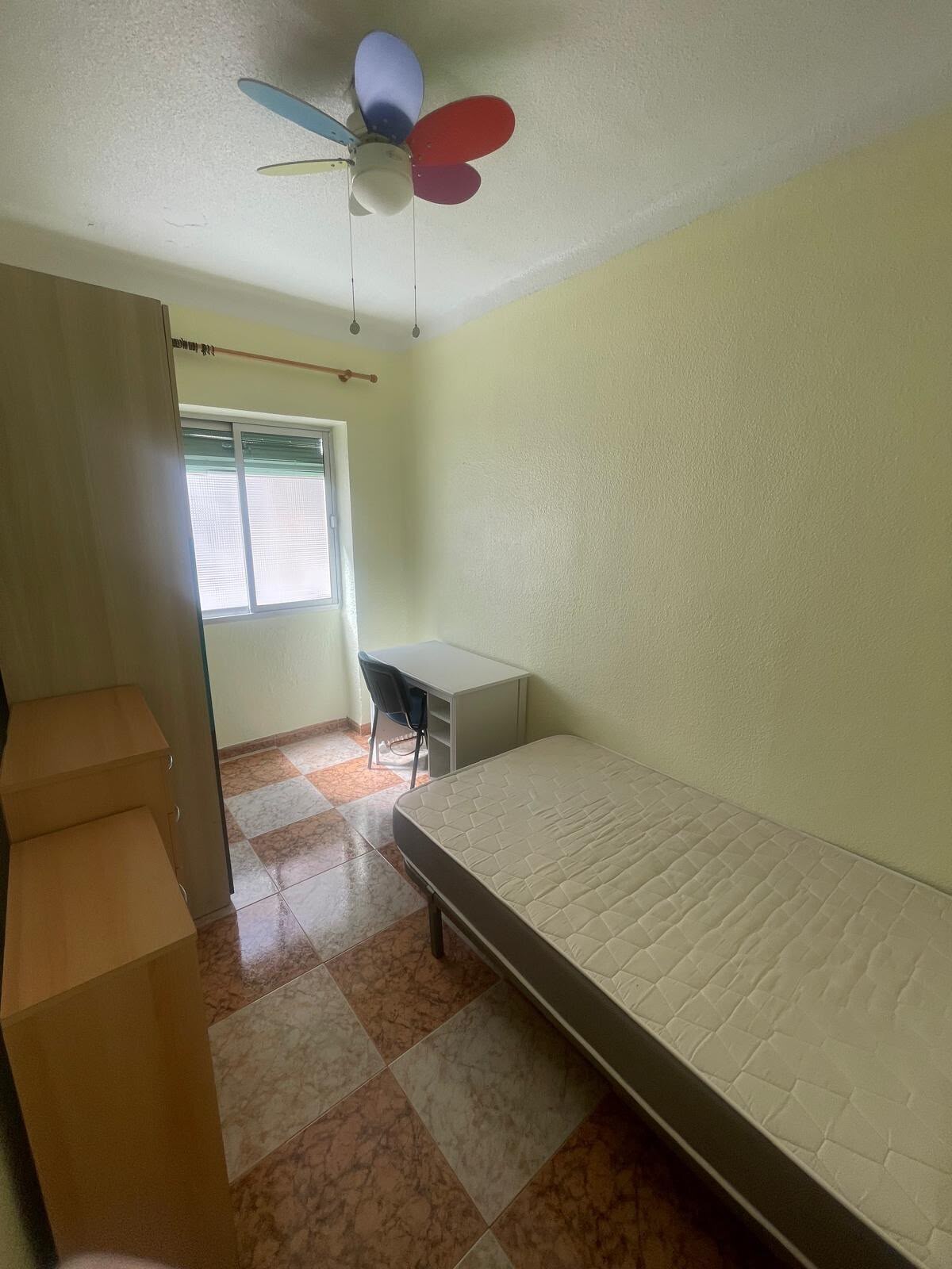 Piso de 70 m² en Granada