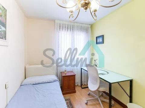 Piso de 42 m² en Oviedo
