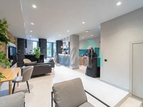 Habitación 423 m², Oviedo