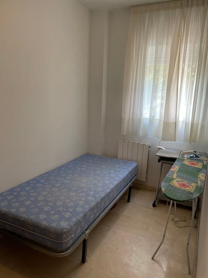 Piso de 80 m² en Granada