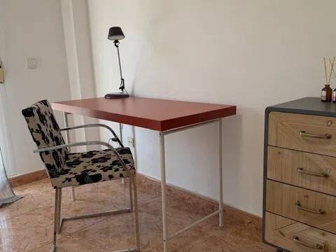 Piso de 100 m² en La Almunia de Doña Godina