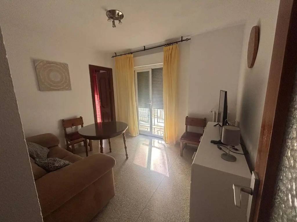 Piso de 90 m² en Granada
