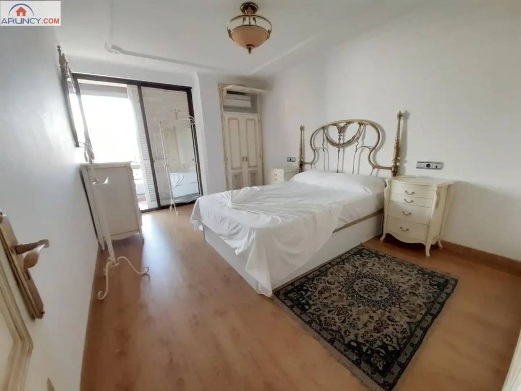 Piso de 120 m² en Sevilla