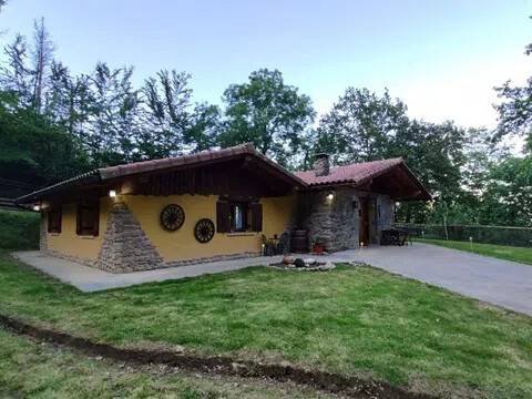 Casa de 110 m² en Asteasu