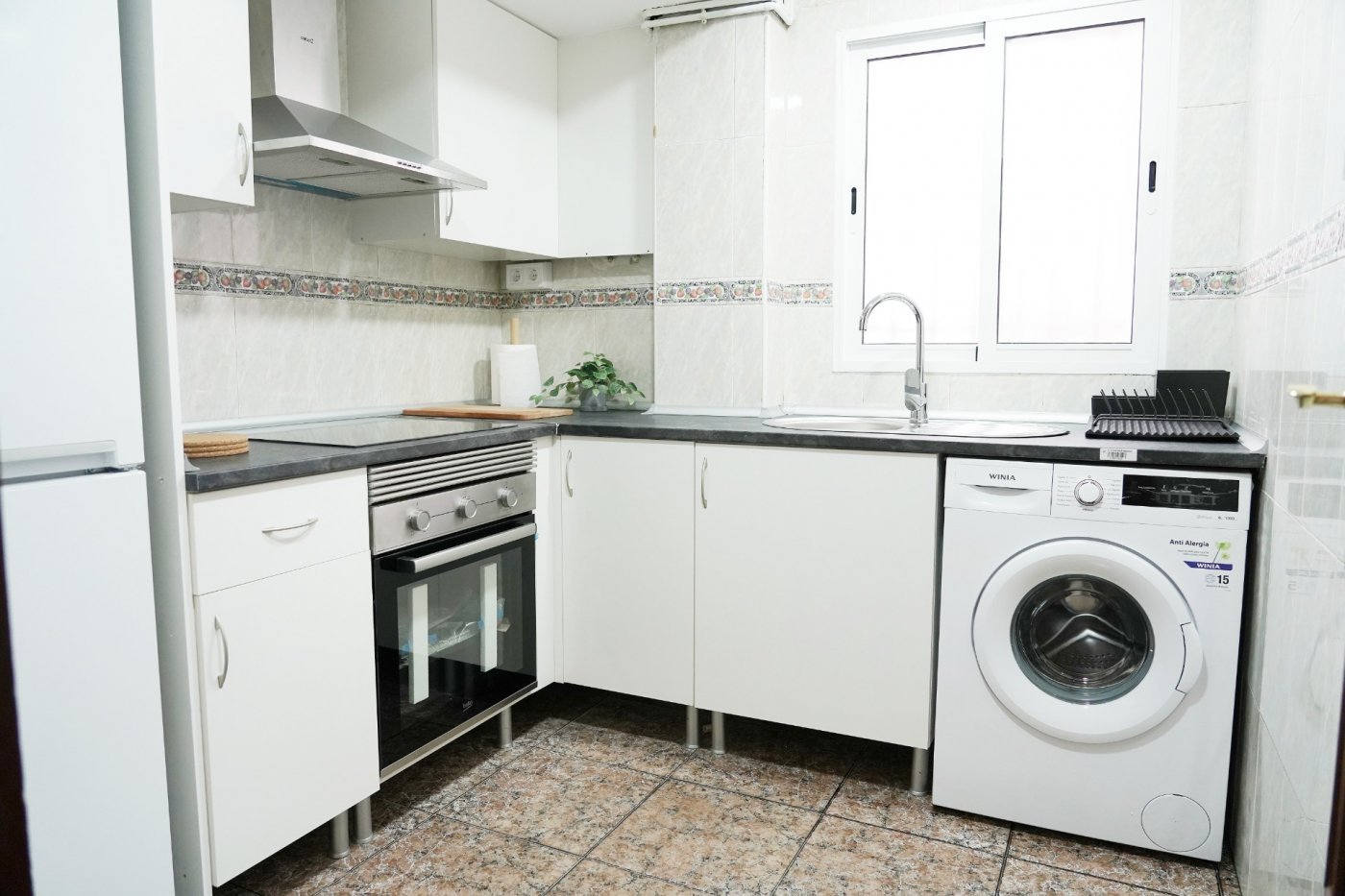 Zimmer 77 m², Valencia