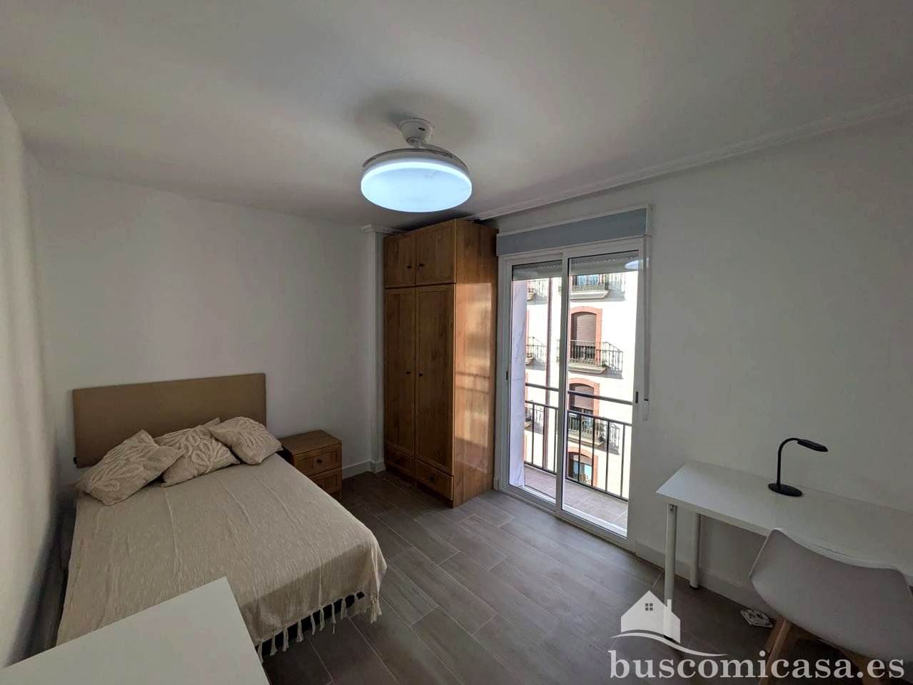 Habitació de lloguer, Linares