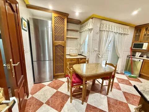 Habitación 110 m², Jaén