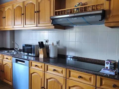 Casa de 280 m² en Oleiros