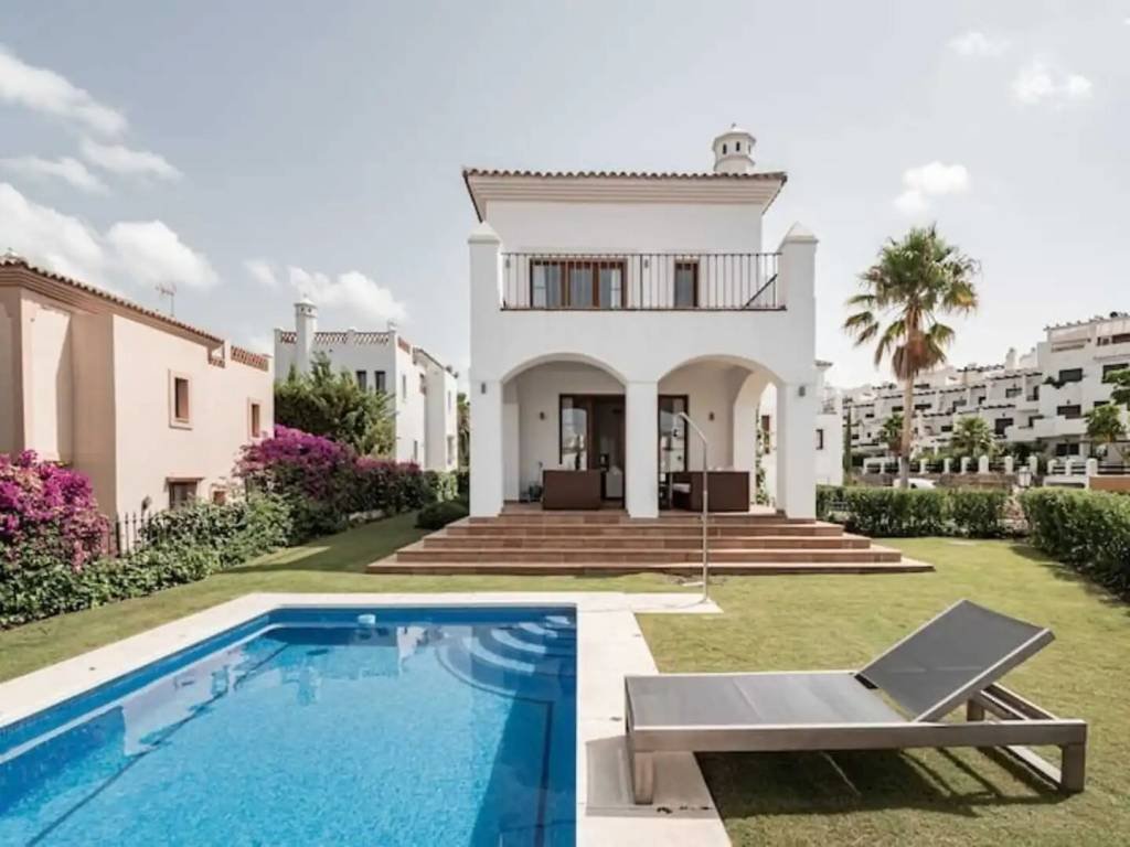 Casa de 180 m² en Estepona