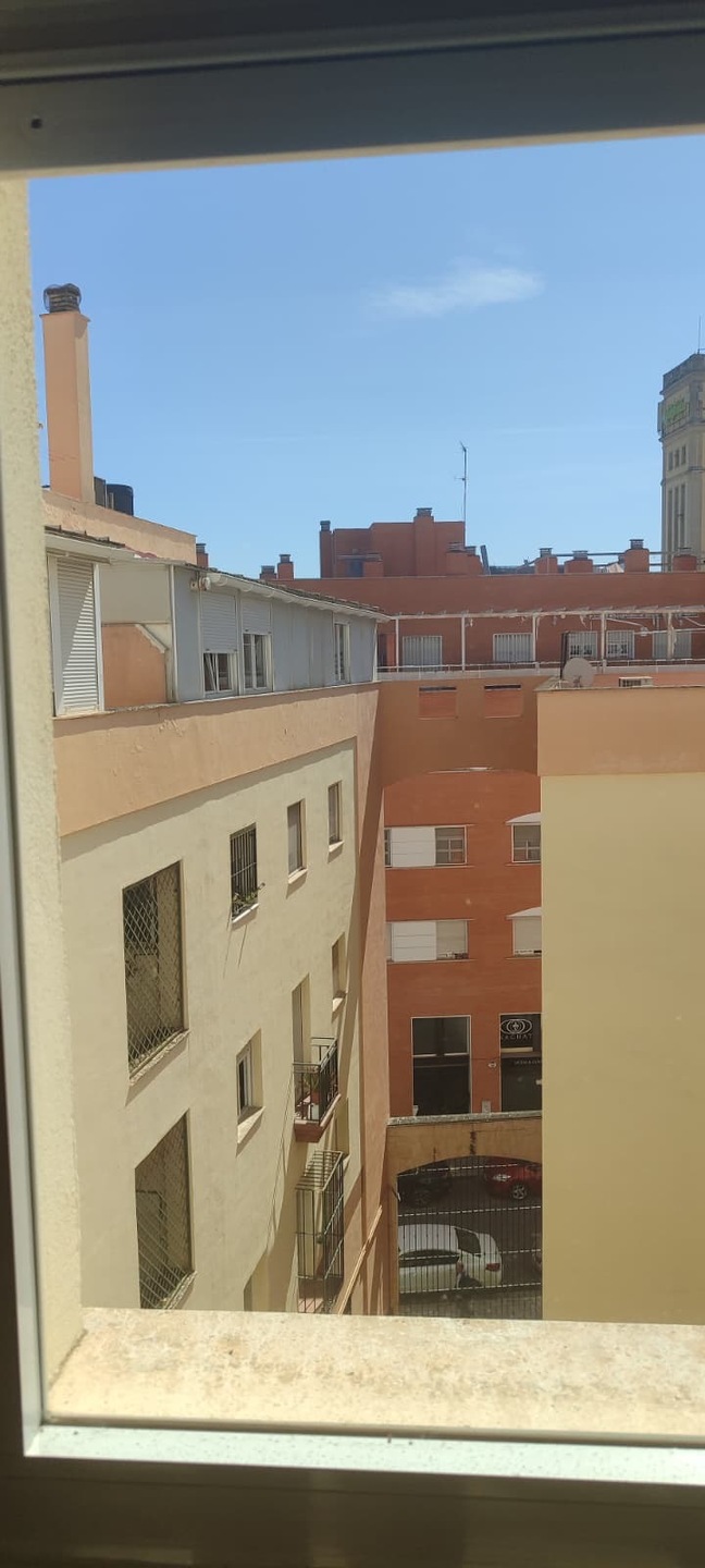 Piso de 100 m² en Sevilla