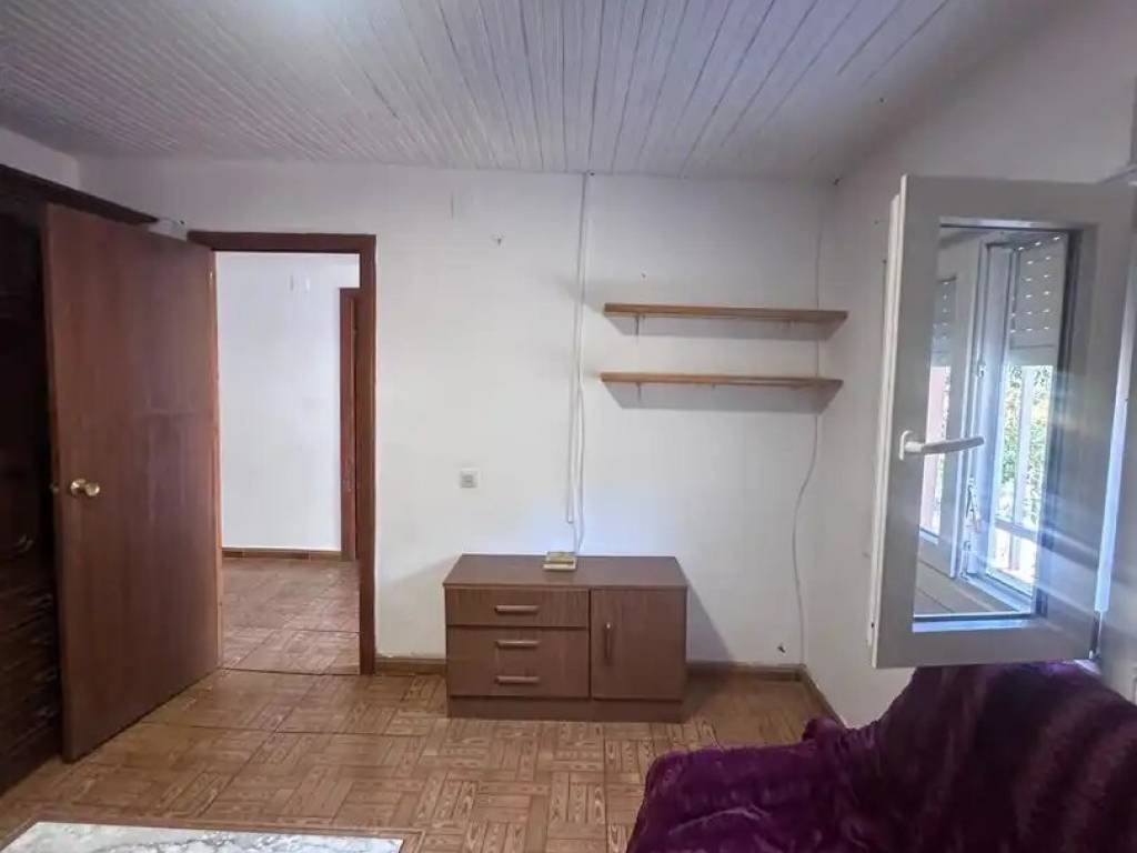 Casa de 95 m² en Parada de Sil